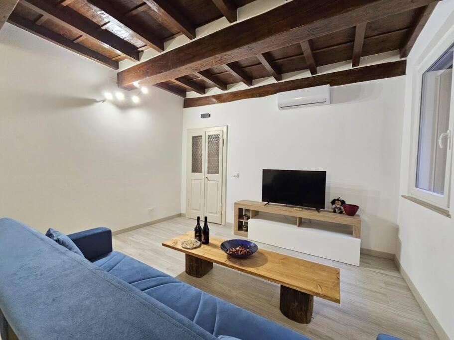 Il Rifugio Di Trip Apartment Mantova Exterior photo